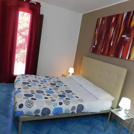 Ξενοδοχείο με διαμερίσματα Elisir 2*