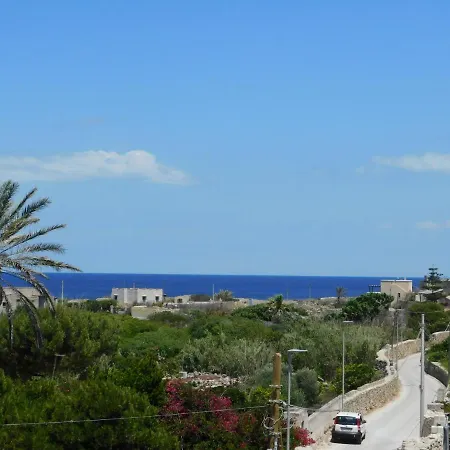 Ξενοδοχείο με διαμερίσματα Elisir Φαβινιάνα